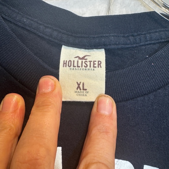 Hiollister T-Shirt Womens Size XL Blue Large Graphic Short Sleeve Casual Basic - Picture 2 of 7